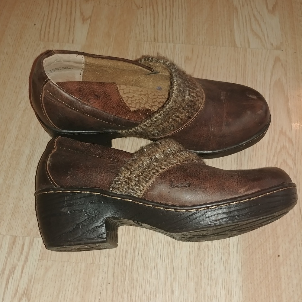 B.O.C. Leather and Sweater cuff shoes